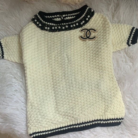 Dog luxury clothing medium